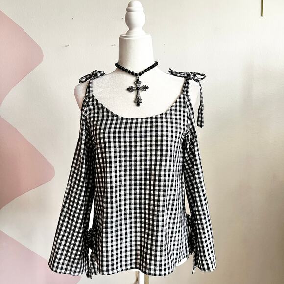 Haute Rogue Tops - Black Gingham Top,‎ Vintage Y2K 2000s Indie Sleaze Soft Grunge Small